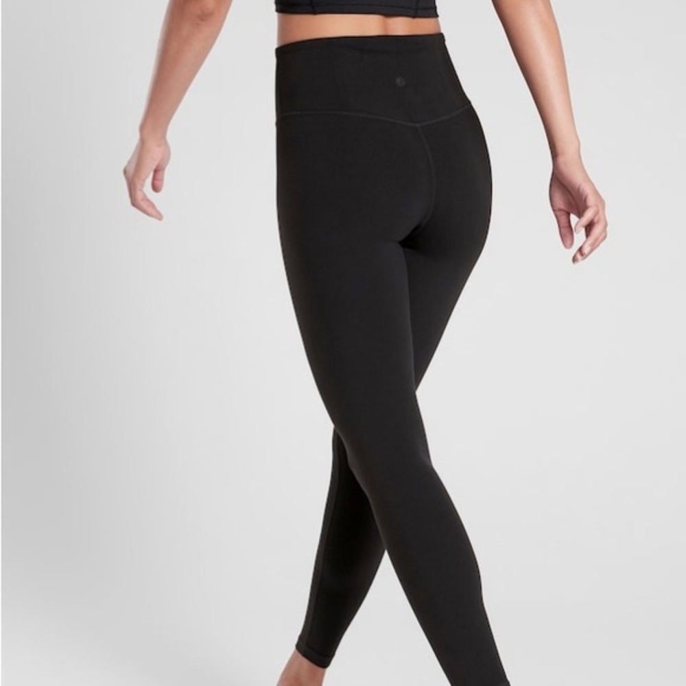 Athleta ultra high rise elation tight sized medium petite